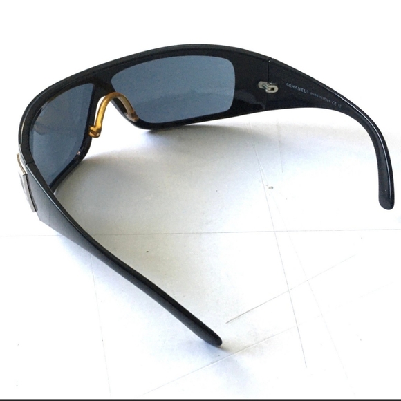 CHANEL 5085 - Picture 4 of 5